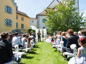 12-06-02-wedding-laurarobin-179